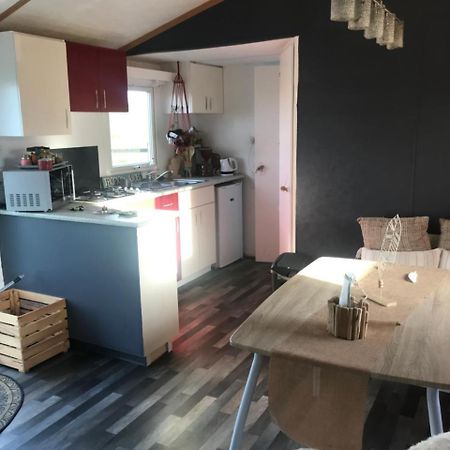 Coachella Guest House Lanouaille Bagian luar foto