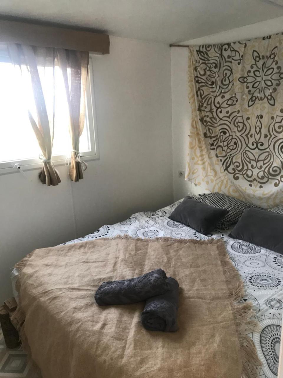 Coachella Guest House Lanouaille Bagian luar foto